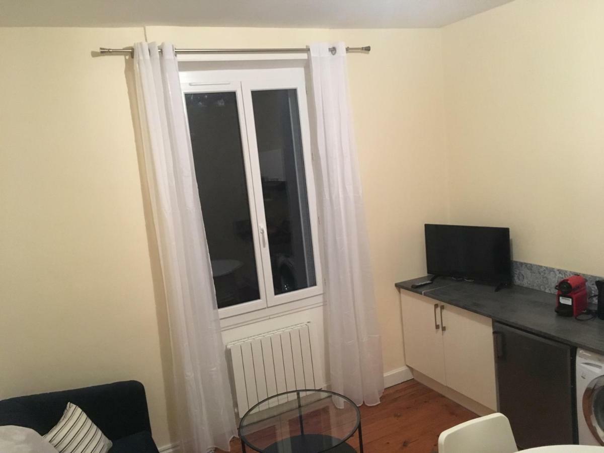 Semard Apartment Брив ла Гайард Екстериор снимка