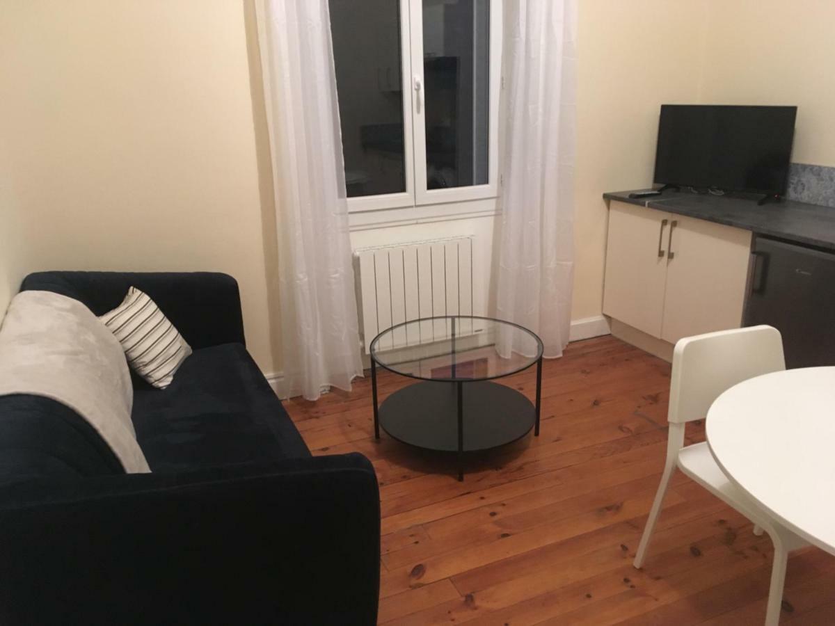 Semard Apartment Брив ла Гайард Екстериор снимка